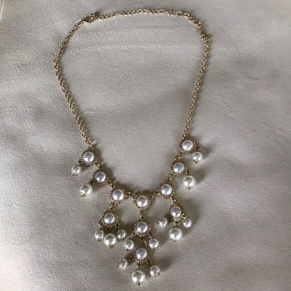 Pearl and Gold Necklace!! - Picture 1 of 3